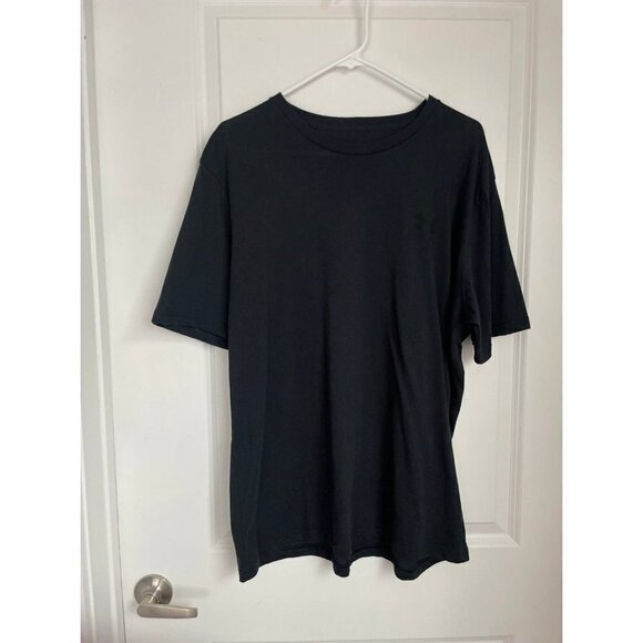 Under Armour Shirt - Picture 1 of 2